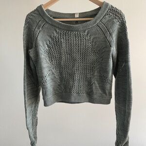 Lululemon Knit Cropped Green Longsleeve Sweater